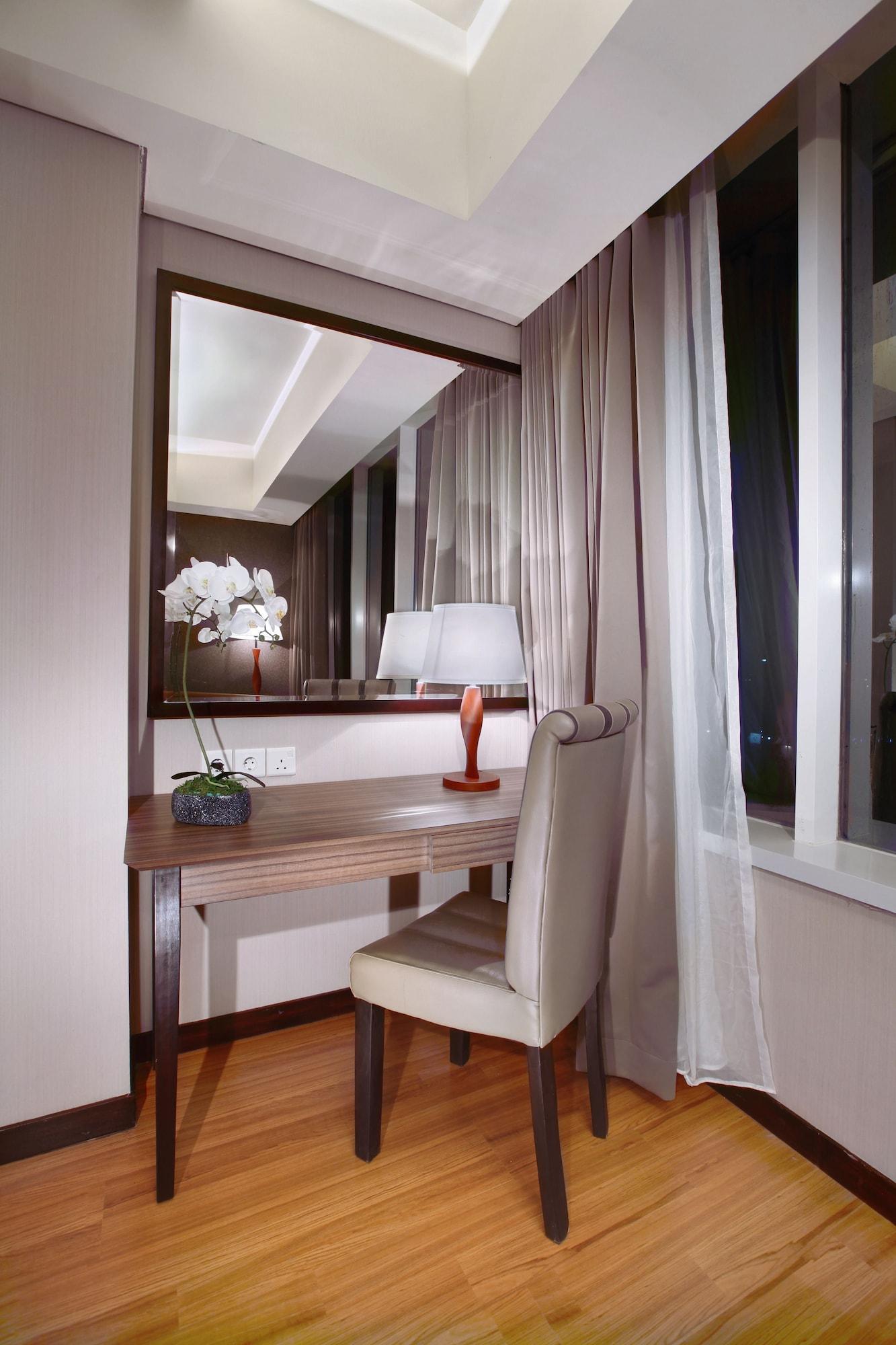 The Alana Hotel & Convention Center Solo By Aston Surakarta (Solo) Exterior foto