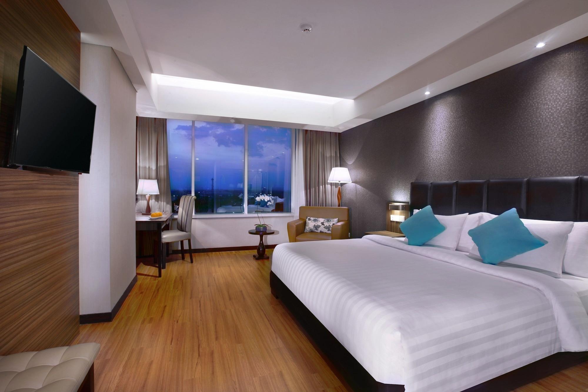 The Alana Hotel & Convention Center Solo By Aston Surakarta (Solo) Exterior foto