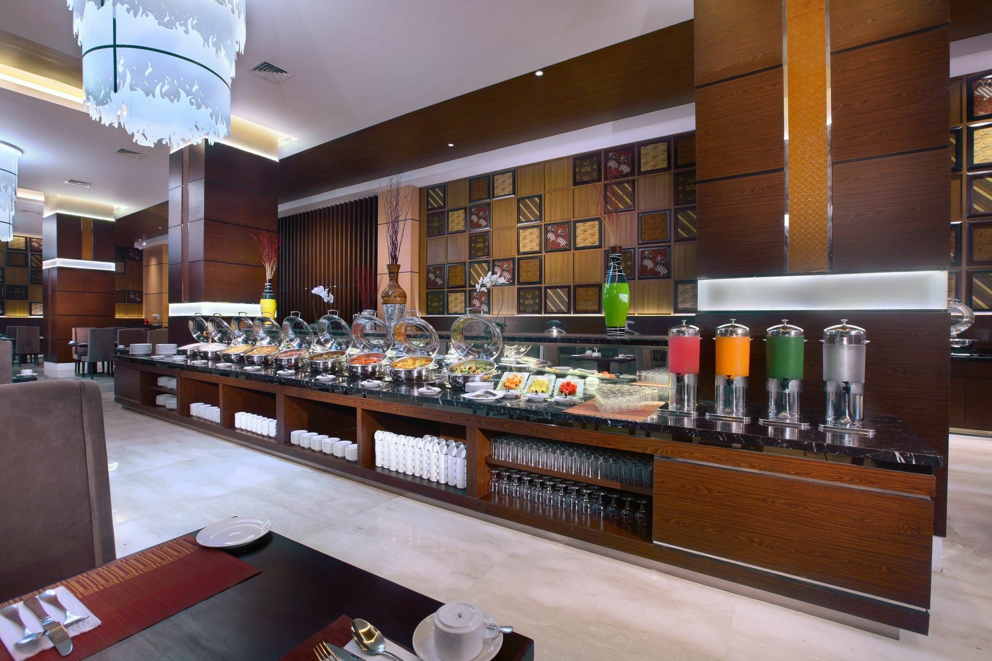 The Alana Hotel & Convention Center Solo By Aston Surakarta (Solo) Exterior foto