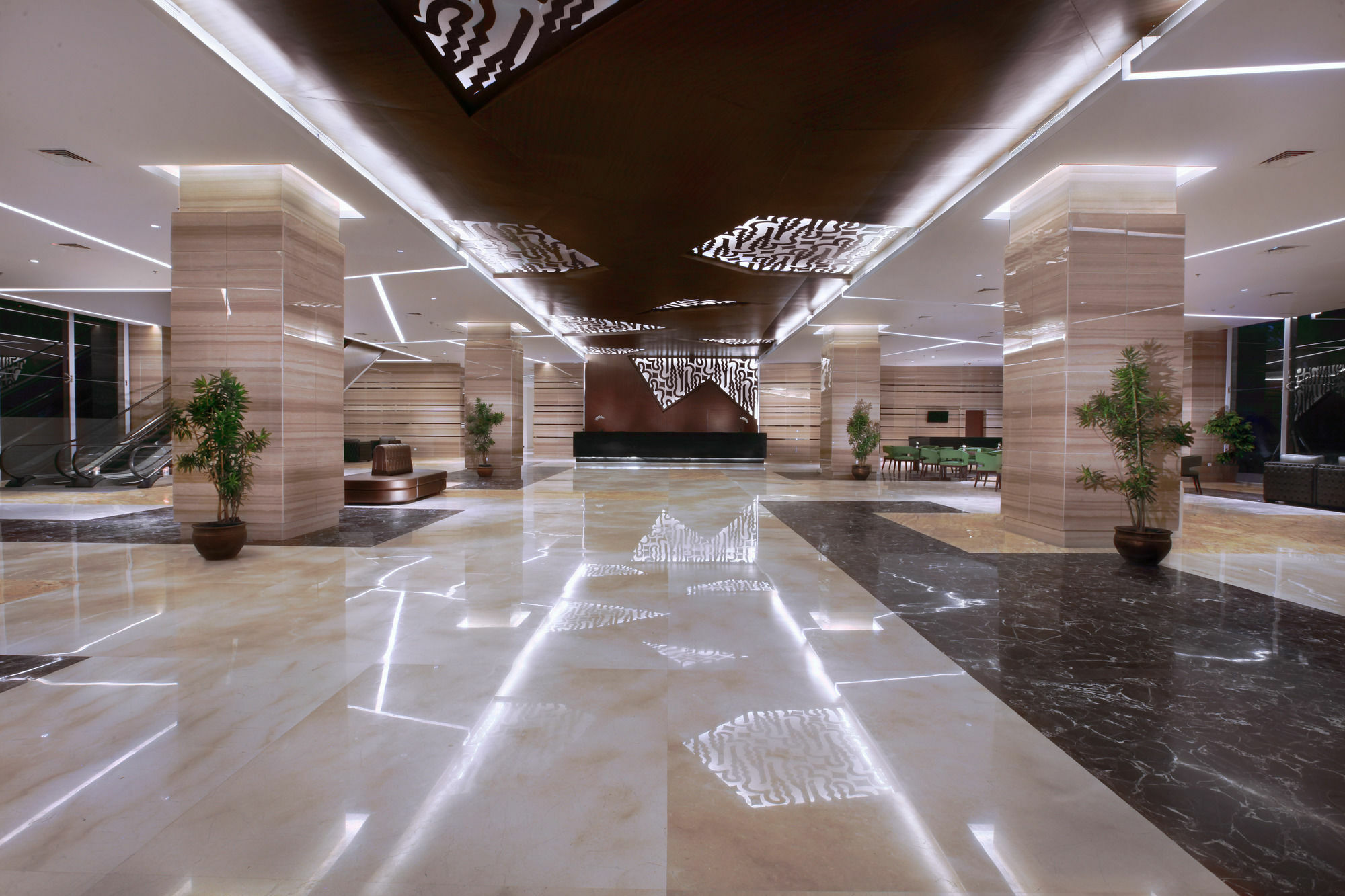 The Alana Hotel & Convention Center Solo By Aston Surakarta (Solo) Exterior foto